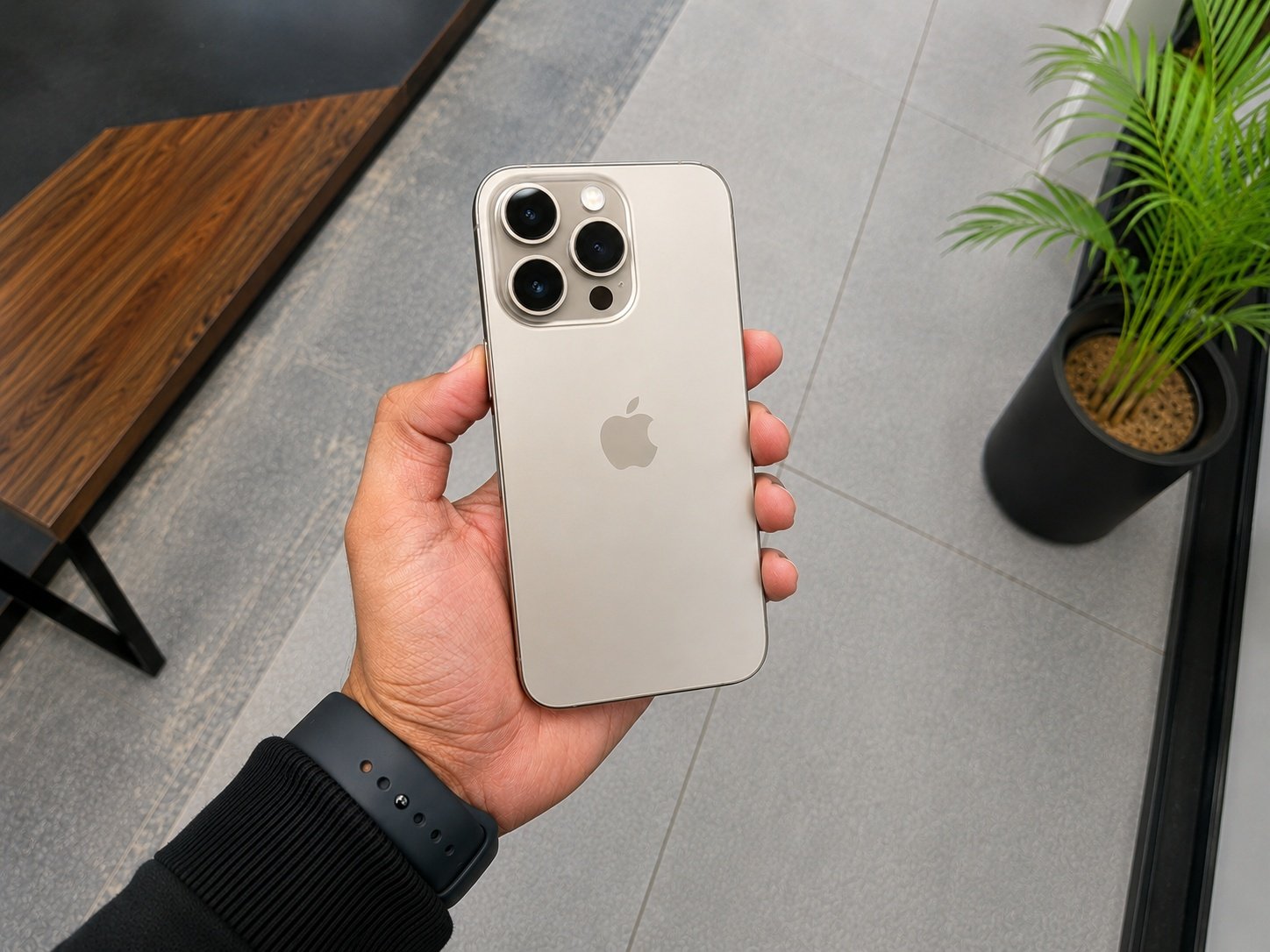 iPhone_Gold_Color